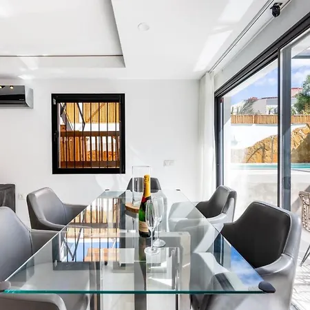 Luxury Sunrise Private Pool By Holidays Corralejo