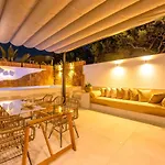 빌라 Sunrise Private Pool By Holidays