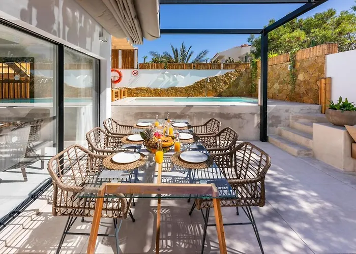Sunrise Private Pool By Holidays *