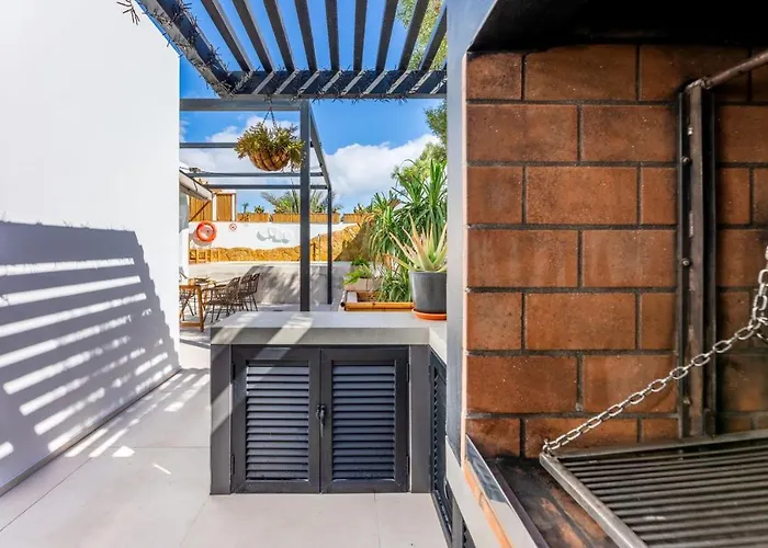 Sunrise Private Pool By Holidays